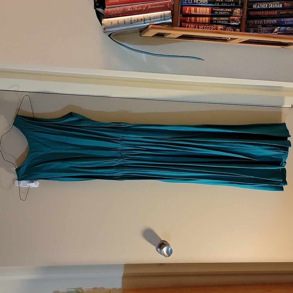VINTAGE DRESS - Picture 2 of 4